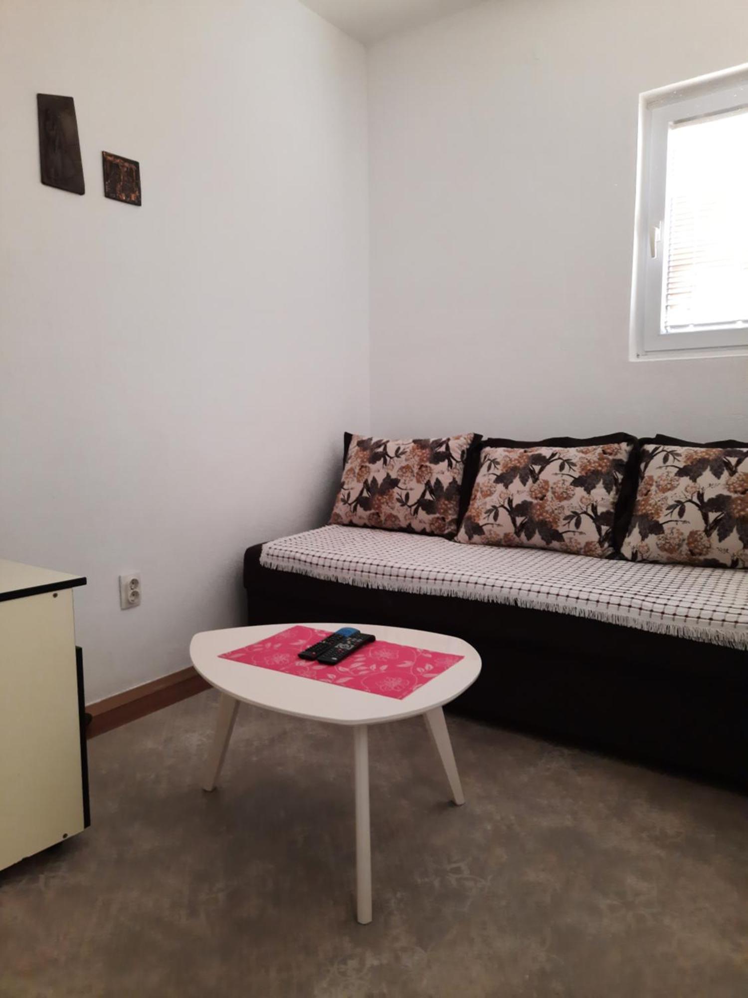 Apartmani Na Moru 바르 외부 사진